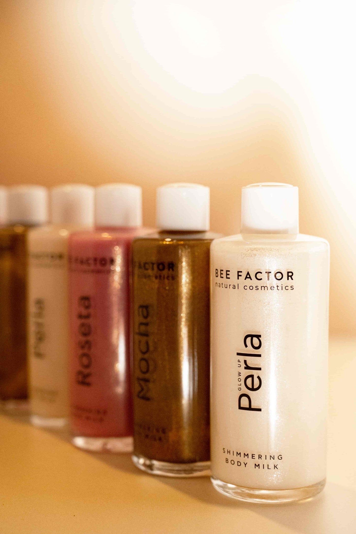 Bee Factor - Shimmering Body Milk Glow Up Mocha 100ml